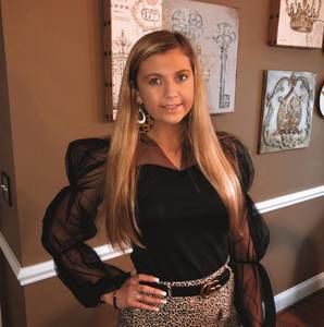 Meet your Posher, Madeline